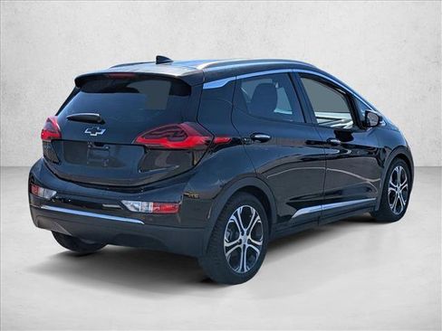 Used 2019 Chevrolet Bolt Premier w/ Infotainment Package image 5