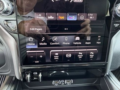 New 2026 RAM 3500 Laramie AWD/4WD image 28
