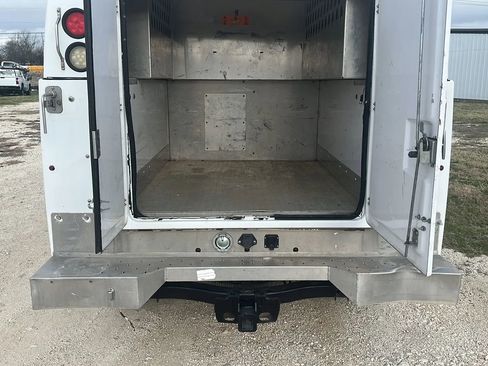 Used 2012 Chevrolet Silverado 2500 W/T RWD image 4