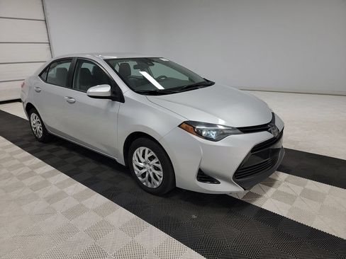 Used 2019 Toyota Corolla LE FWD image 2