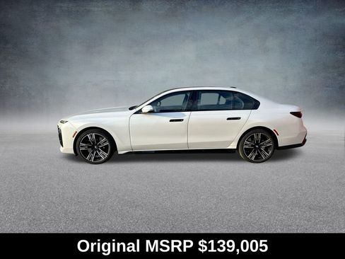 Used 2025 BMW 760i xDrive w/ Executive Package AWD/4WD image 6