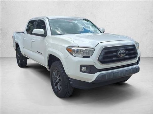 Certified 2021 Toyota Tacoma SR5 RWD image 3