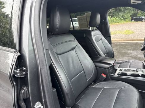 Used 2020 Ford Explorer Limited w/ Hybrid Equipment Group 310A AWD/4WD image 25
