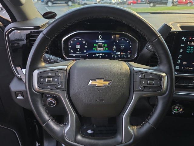 Certified 2023 Chevrolet Silverado 1500 LT AWD/4WD image 22