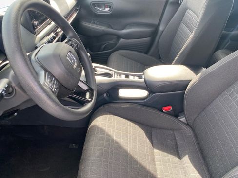 Certified 2025 Honda HR-V LX image 11