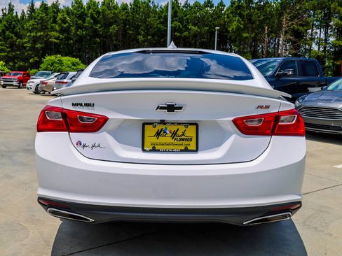 Used 2022 Chevrolet Malibu RS FWD image 4