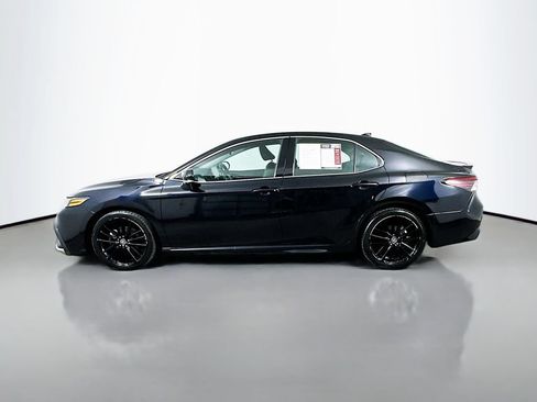 Used 2024 Toyota Camry XSE FWD image 5