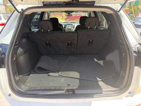 Used 2018 Chevrolet Equinox LS AWD/4WD image 11