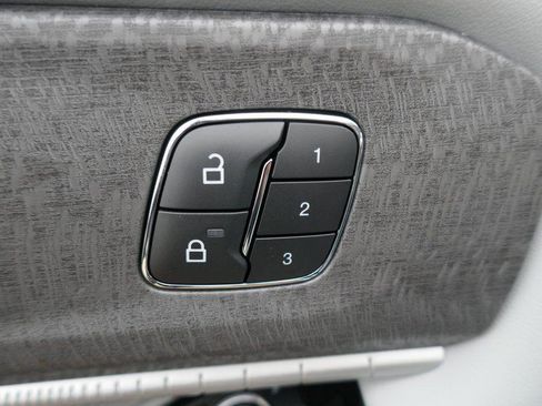 New 2026 Ford Explorer Platinum w/ LUX Leather Package image 15