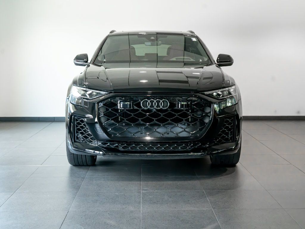 Used 2025 Audi RS Q8 performance AWD/4WD image 10