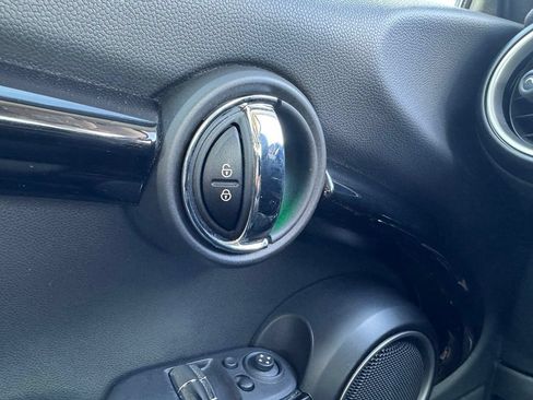 Used 2015 MINI Cooper S FWD image 25