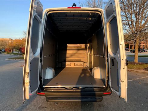 Certified 2025 Mercedes-Benz Sprinter 2500 image 25