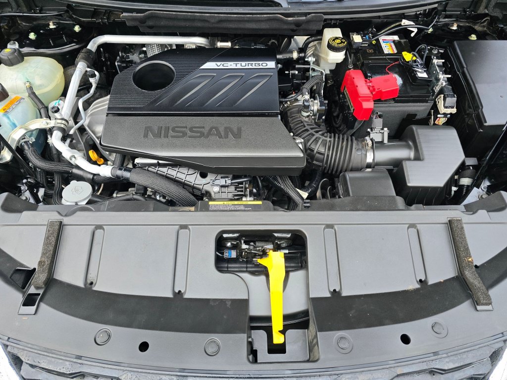 Used 2023 Nissan Rogue SL AWD/4WD image 11
