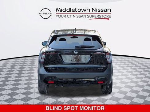 Certified 2025 Nissan Kicks SV AWD/4WD image 5