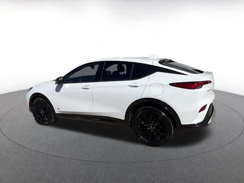 Used 2025 Buick Envista Sport Touring image 11