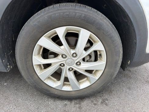 Used 2021 Hyundai Tucson SE AWD/4WD image 32
