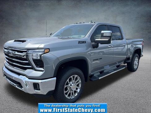 New 2026 Chevrolet Silverado 3500 LTZ w/ LTZ Premium Package AWD/4WD image 1