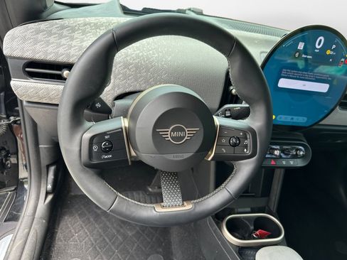 Used 2025 MINI Cooper S FWD image 13