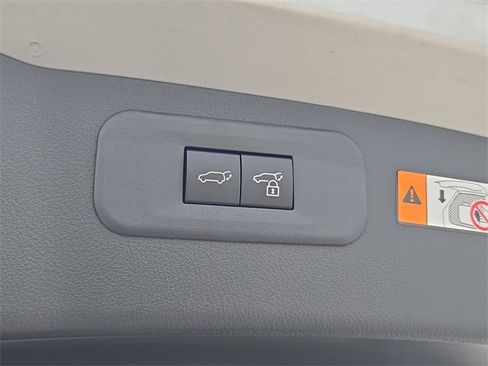 Used 2024 Lexus NX 250 FWD image 13