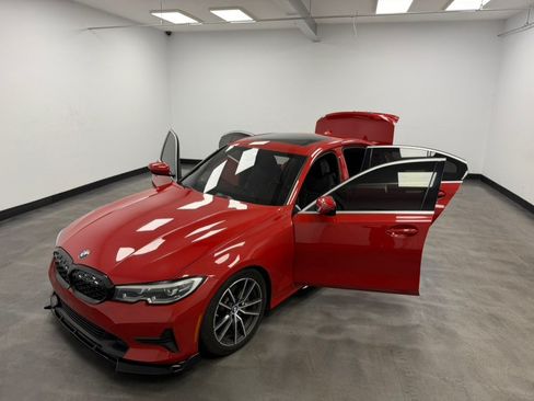 Used 2020 BMW 330i xDrive Sedan w/ Convenience Package AWD/4WD image 27