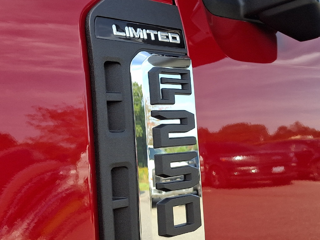 Used 2024 Ford F250 Limited w/ FX4 Off-Road Package AWD/4WD image 29