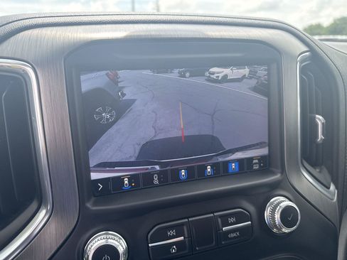 Used 2023 GMC Sierra 3500 Denali w/ Denali Ultimate Package AWD/4WD image 24