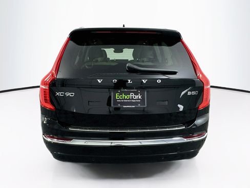 Used 2024 Volvo XC90 B5 Core w/ Protection Package Premier AWD/4WD image 7