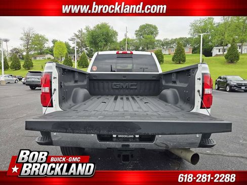 Used 2018 GMC Sierra 2500 SLT w/ Duramax Plus Package AWD/4WD image 14
