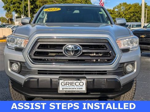 Used 2022 Toyota Tacoma SR5 image 2
