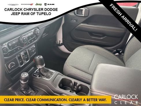 Used 2025 Jeep Wrangler Sahara w/ Safety Group image 22