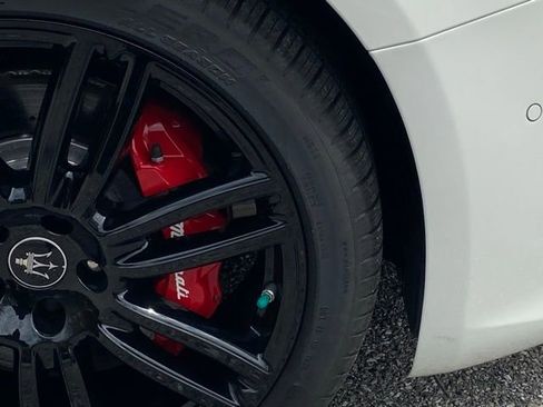 New 2024 Maserati Ghibli Modena Ultima Q4 image 13