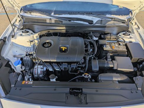 Used 2024 Kia Forte GT-Line image 31