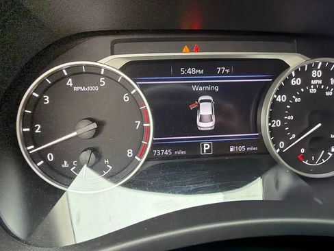 Used 2020 Nissan Sentra SR w/ Electronics Package FWD image 11