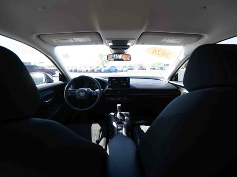Used 2026 Honda HR-V LX image 19