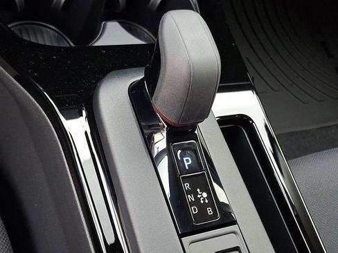 New 2026 Toyota Prius SE image 14