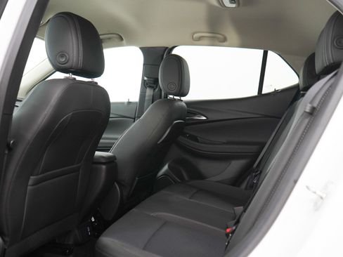 Used 2023 Buick Encore GX Preferred w/ Cold Weather Comfort Package AWD/4WD image 17