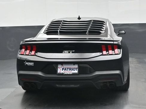 Used 2024 Ford Mustang GT Premium RWD image 34