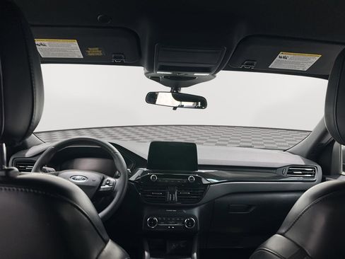 Used 2023 Ford Escape ST-Line image 27