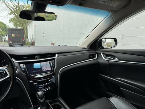 Used 2018 Cadillac XTS w/ Rear Seat Comfort Package image 35