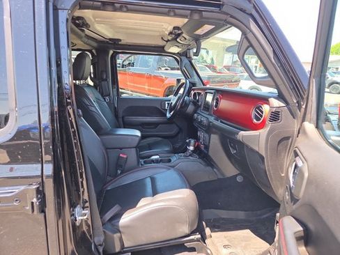 Used 2021 Jeep Gladiator Rubicon AWD/4WD image 15