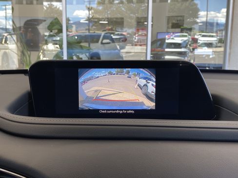 Certified 2025 MAZDA CX-30 AWD 2.5 S w/ Preferred Package image 4