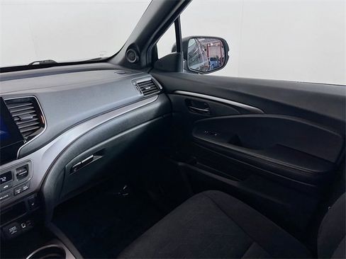 Used 2022 Honda Pilot Sport image 20