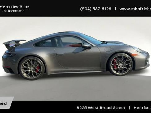 Used 2020 Porsche 911 Carrera 4S AWD/4WD image 3