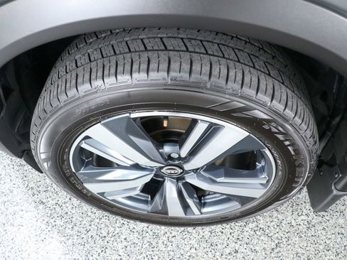 Used 2023 Nissan Rogue Platinum w/ Platinum Premium Package image 11