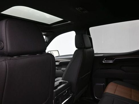 New 2026 Chevrolet Silverado 1500 High Country AWD/4WD image 19