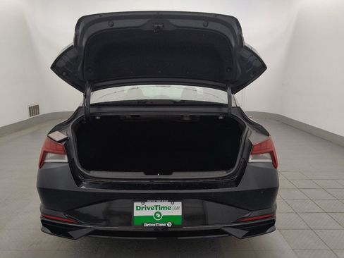 Used 2022 Hyundai Elantra Limited FWD image 29