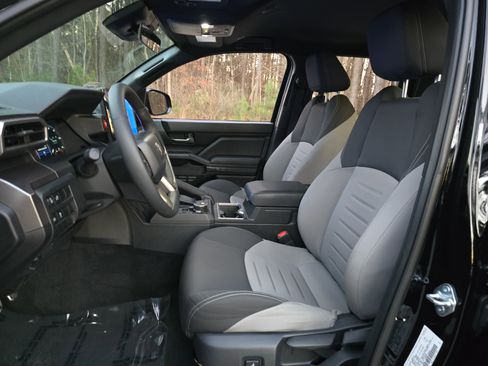 Certified 2025 Toyota Tacoma TRD Sport image 14