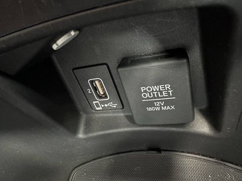 Used 2018 Honda Accord EX-L image 25