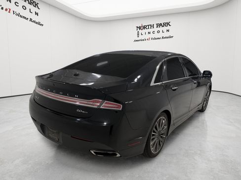 Used 2016 Lincoln MKZ w/ Equipment Group 300A Reserve FWD image 5