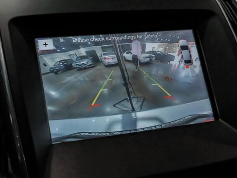 Used 2018 Ford Edge Titanium w/ Technology Package image 24